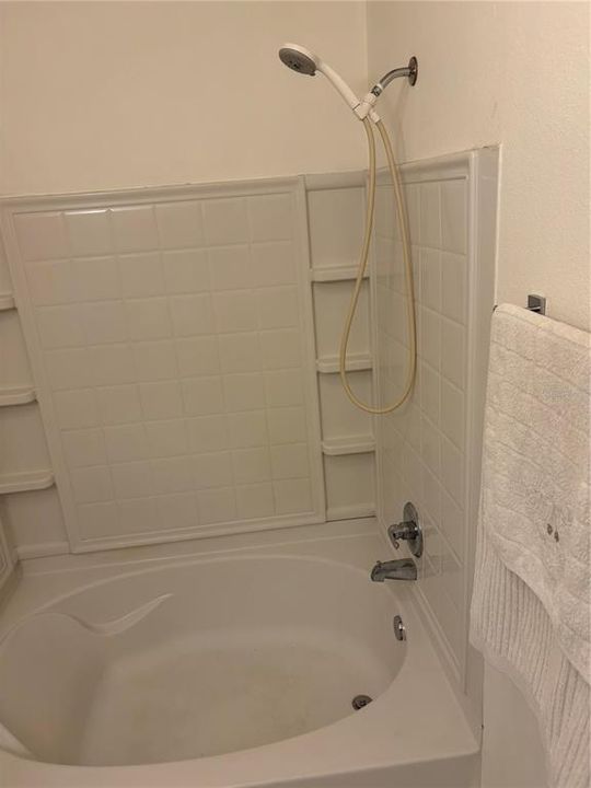 For Rent: $1,250 (1 beds, 1 baths, 794 Square Feet)