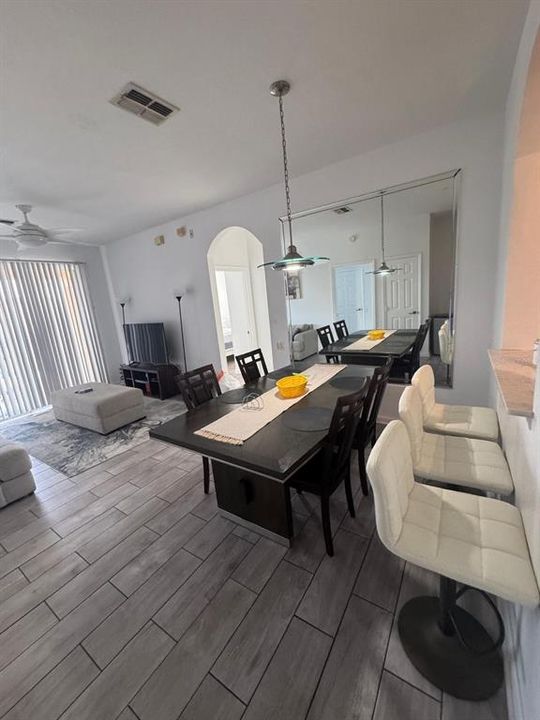 En Renta: $1,950 (3 camas, 2 baños, 1276 Pies cuadrados)