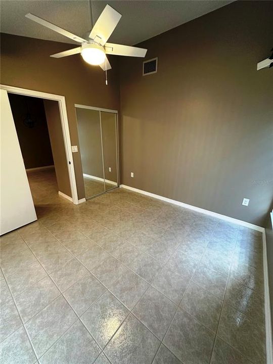 En Venta: $400,000 (4 camas, 2 baños, 1605 Pies cuadrados)