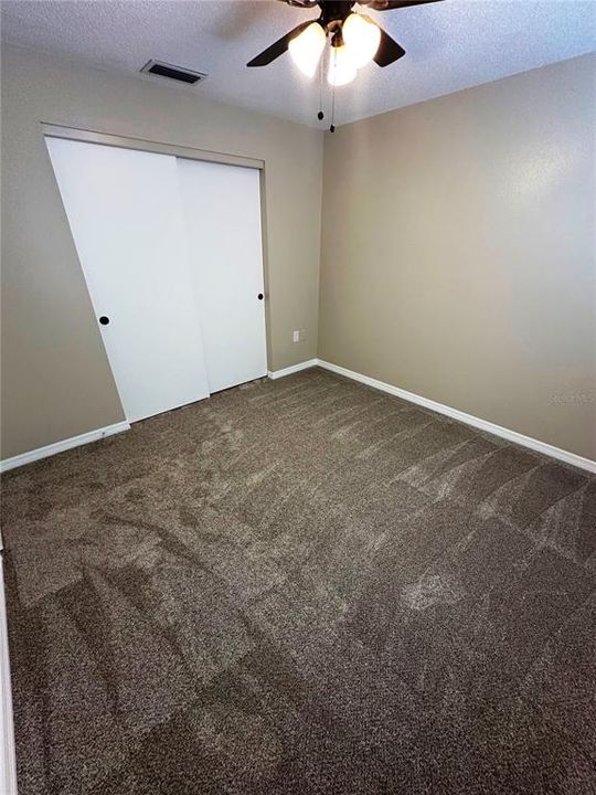 En Venta: $400,000 (4 camas, 2 baños, 1605 Pies cuadrados)
