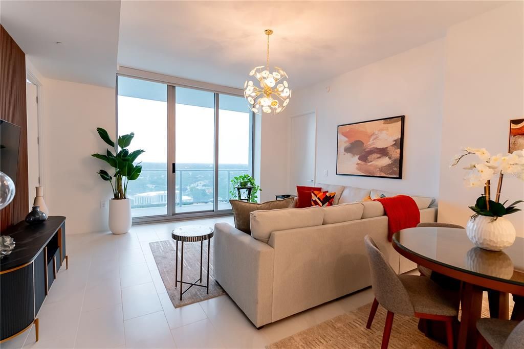 В аренду: $8,000 (2 спален, 2 ванн, 1250 Квадратных фут)