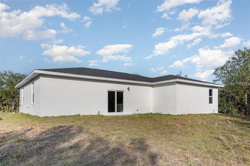 For Rent: $1,950 (4 beds, 2 baths, 1630 Square Feet)