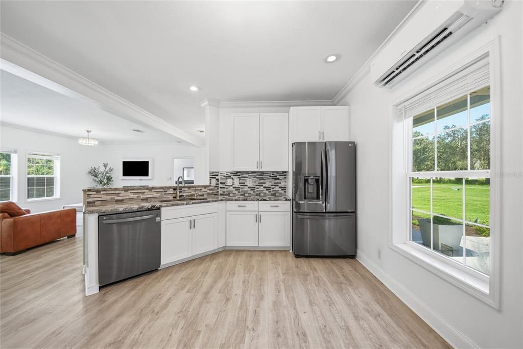 For Sale: $550,000 (3 beds, 2 baths, 1849 Square Feet)