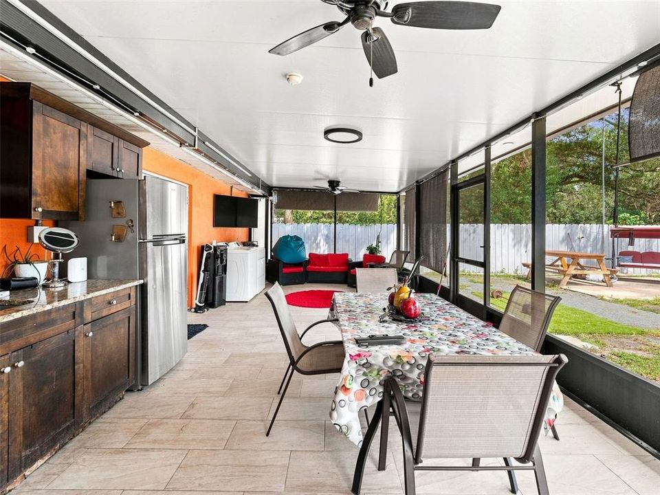 For Sale: $449,900 (4 beds, 3 baths, 1760 Square Feet)