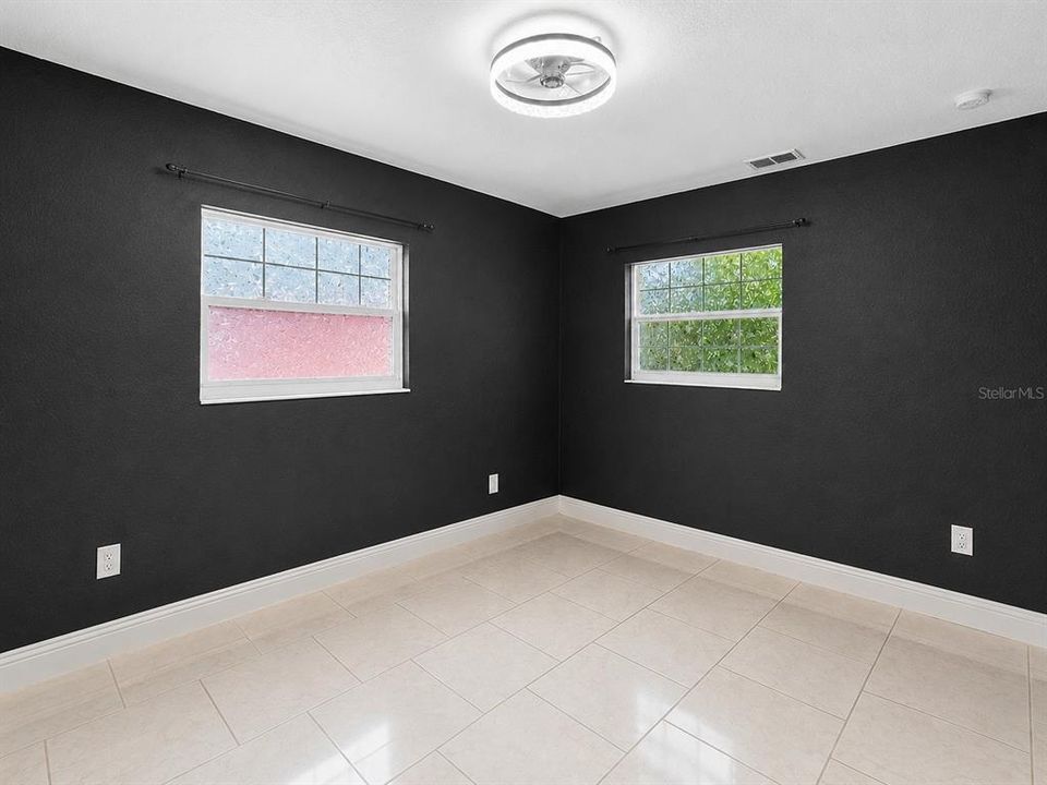 For Sale: $449,900 (4 beds, 3 baths, 1760 Square Feet)