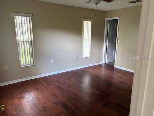 For Rent: $1,900 (3 beds, 2 baths, 1288 Square Feet)
