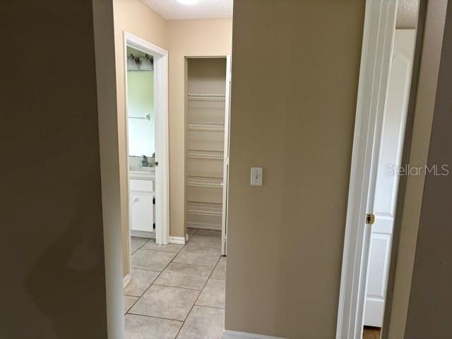 For Rent: $1,900 (3 beds, 2 baths, 1288 Square Feet)