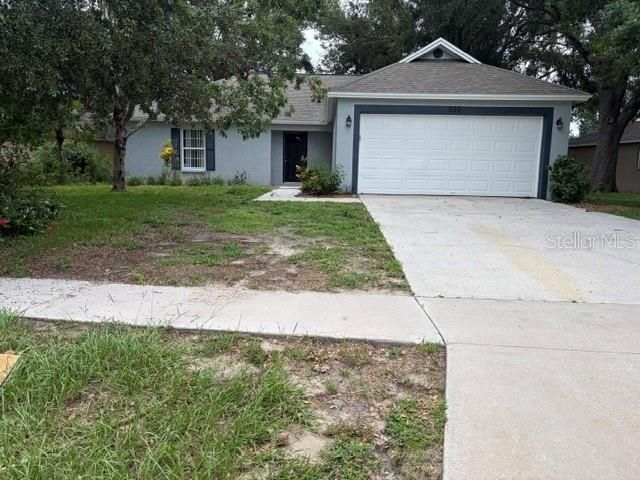 For Rent: $1,900 (3 beds, 2 baths, 1288 Square Feet)