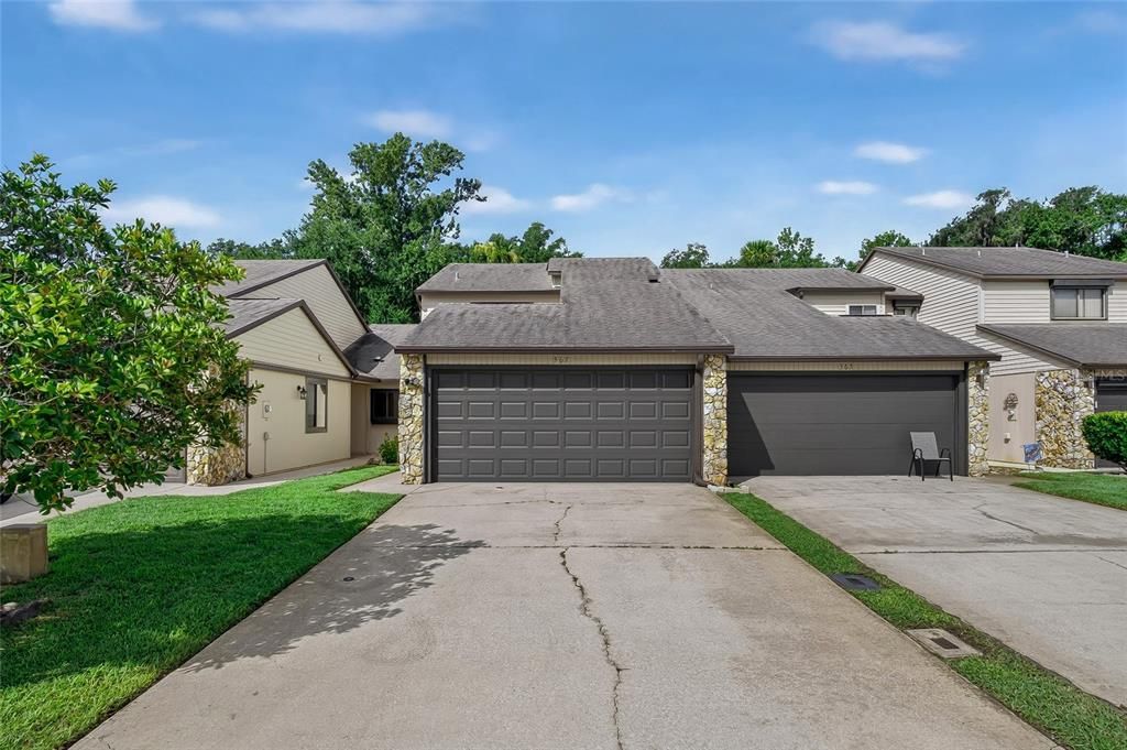 For Sale: $265,000 (2 beds, 2 baths, 1686 Square Feet)