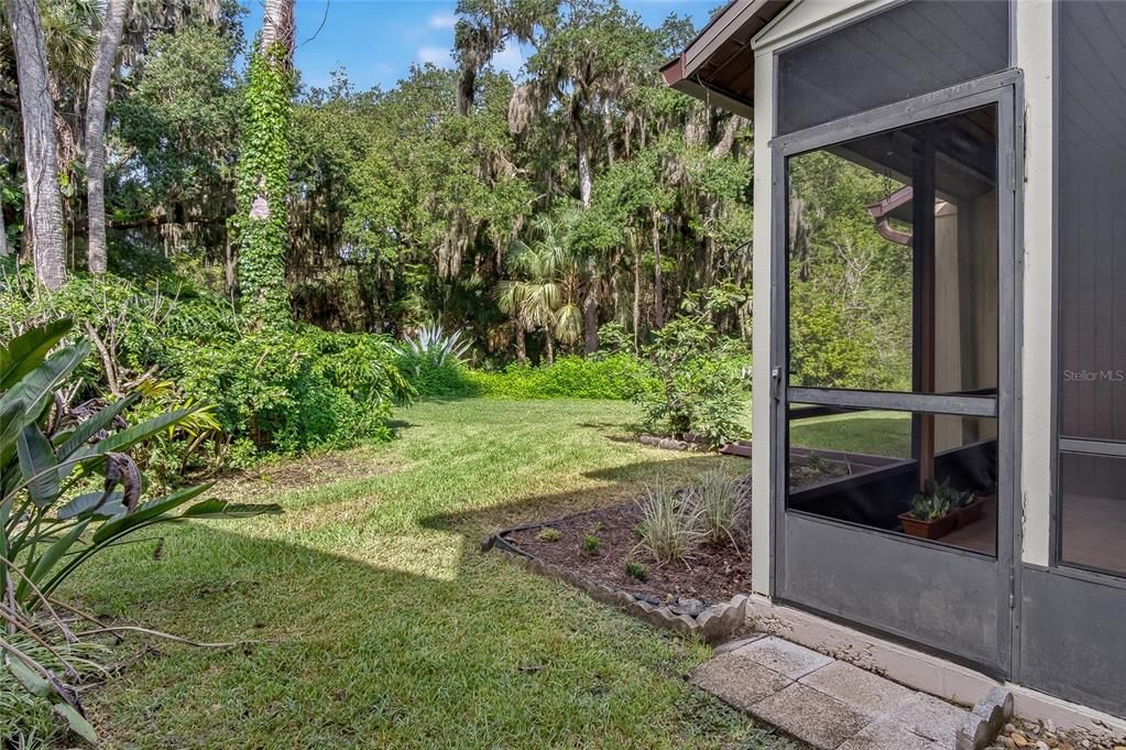 For Sale: $265,000 (2 beds, 2 baths, 1686 Square Feet)