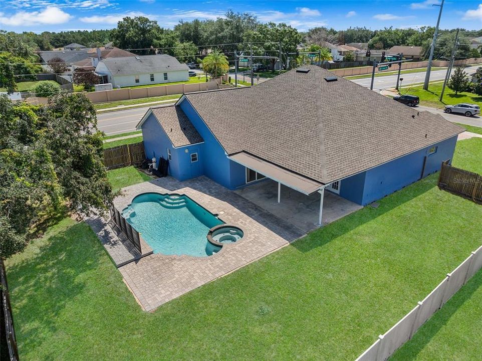 For Sale: $500,000 (4 beds, 3 baths, 2423 Square Feet)