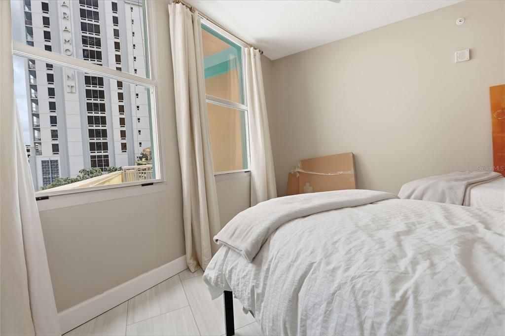 En Venta: $849,000 (3 camas, 2 baños, 1932 Pies cuadrados)