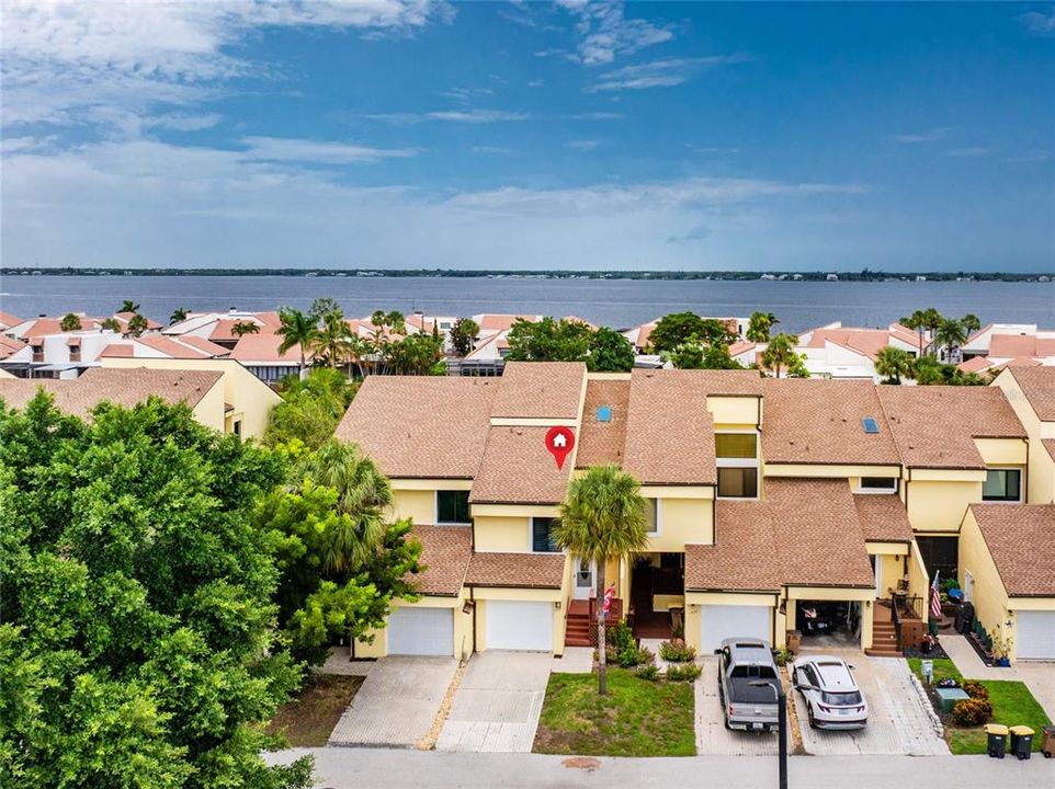 For Sale: $254,900 (3 beds, 2 baths, 2059 Square Feet)