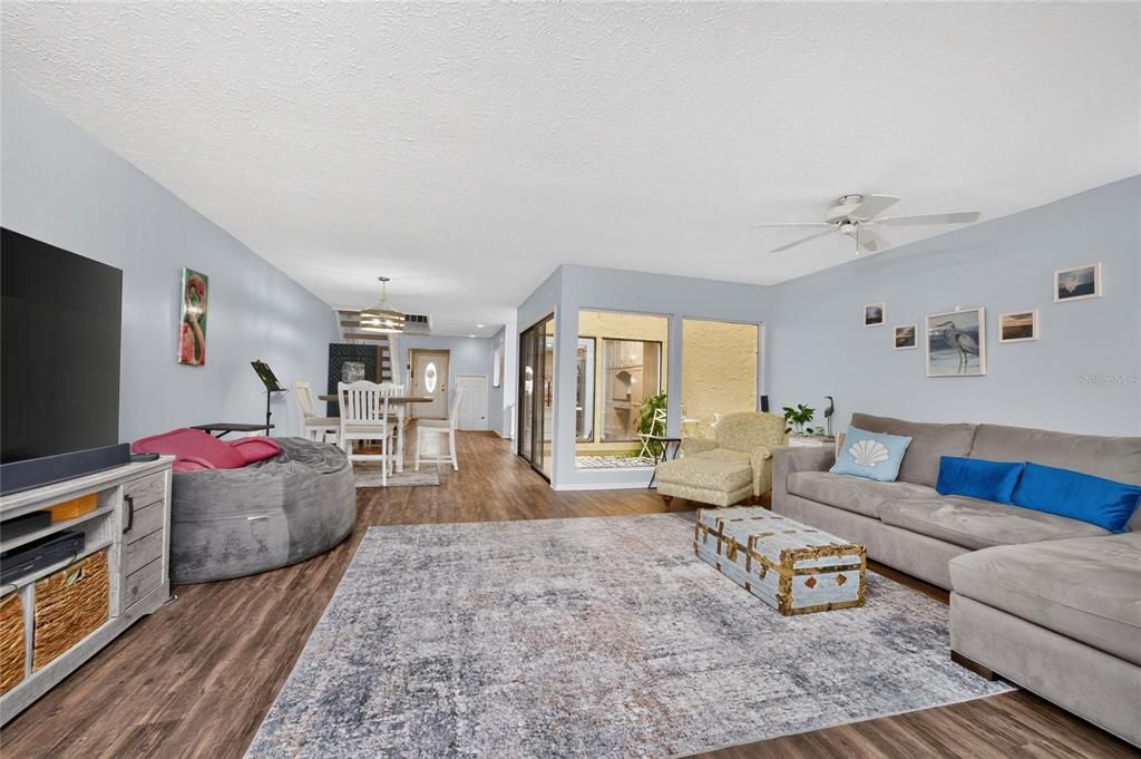 For Sale: $254,900 (3 beds, 2 baths, 2059 Square Feet)
