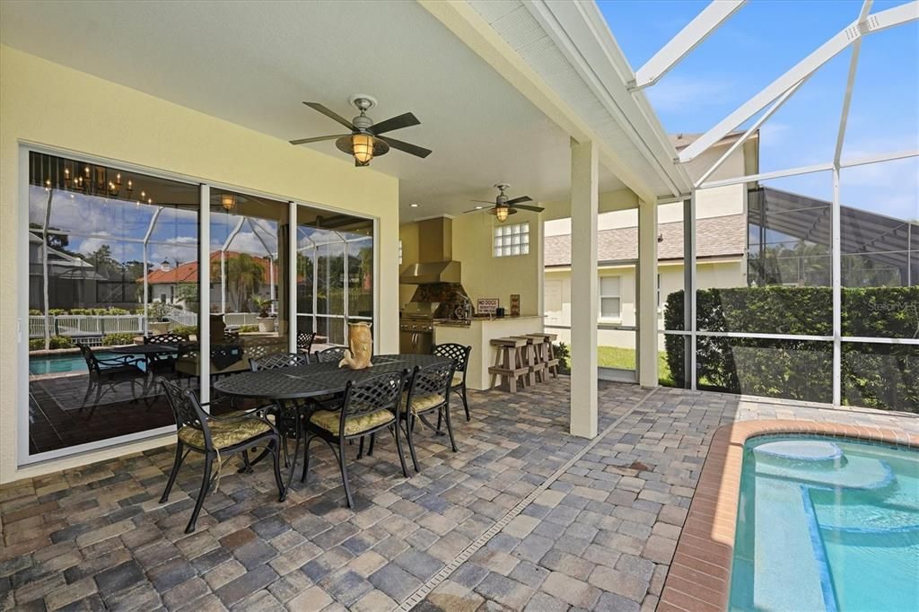 For Sale: $1,025,000 (4 beds, 3 baths, 3127 Square Feet)