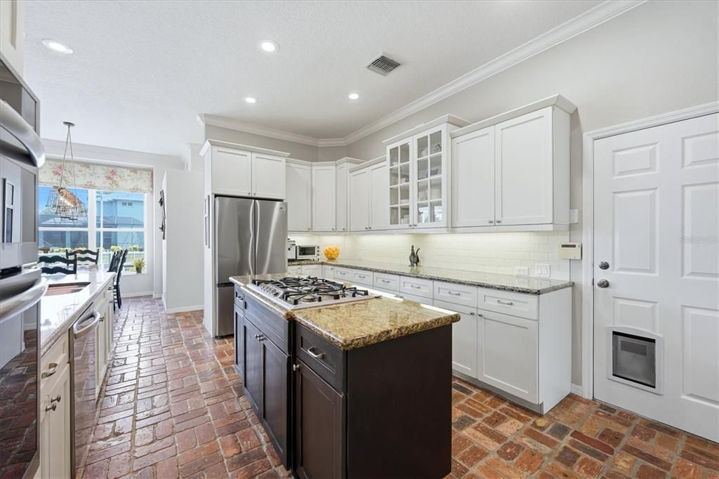 For Sale: $1,025,000 (4 beds, 3 baths, 3127 Square Feet)