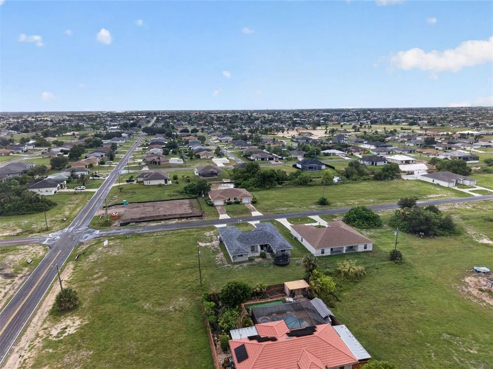 For Sale: $475,000 (6 beds, 4 baths, 2218 Square Feet)