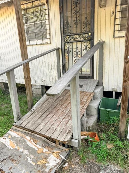 En Venta: $410,000 (2 camas, 1 baños, 1126 Pies cuadrados)