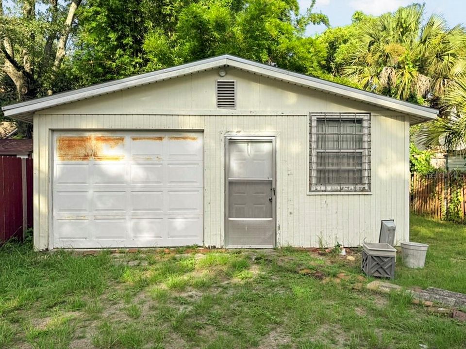 En Venta: $410,000 (2 camas, 1 baños, 1126 Pies cuadrados)