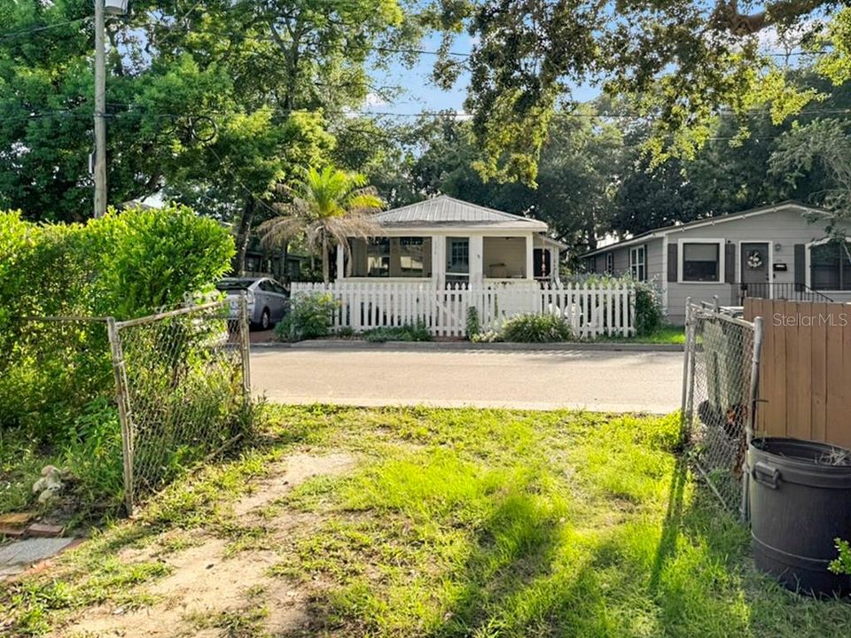 En Venta: $410,000 (2 camas, 1 baños, 1126 Pies cuadrados)
