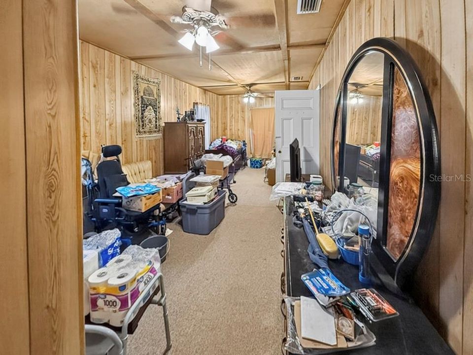 En Venta: $410,000 (2 camas, 1 baños, 1126 Pies cuadrados)