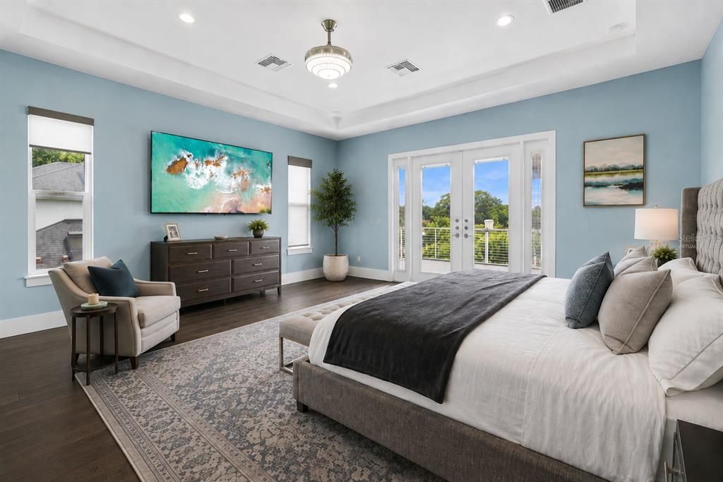 For Sale: $5,750,000 (5 beds, 4 baths, 6699 Square Feet)