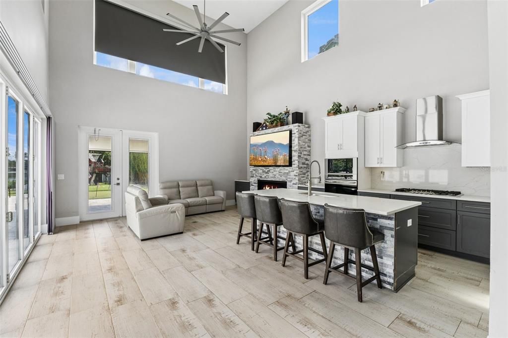 For Sale: $5,750,000 (5 beds, 4 baths, 6699 Square Feet)
