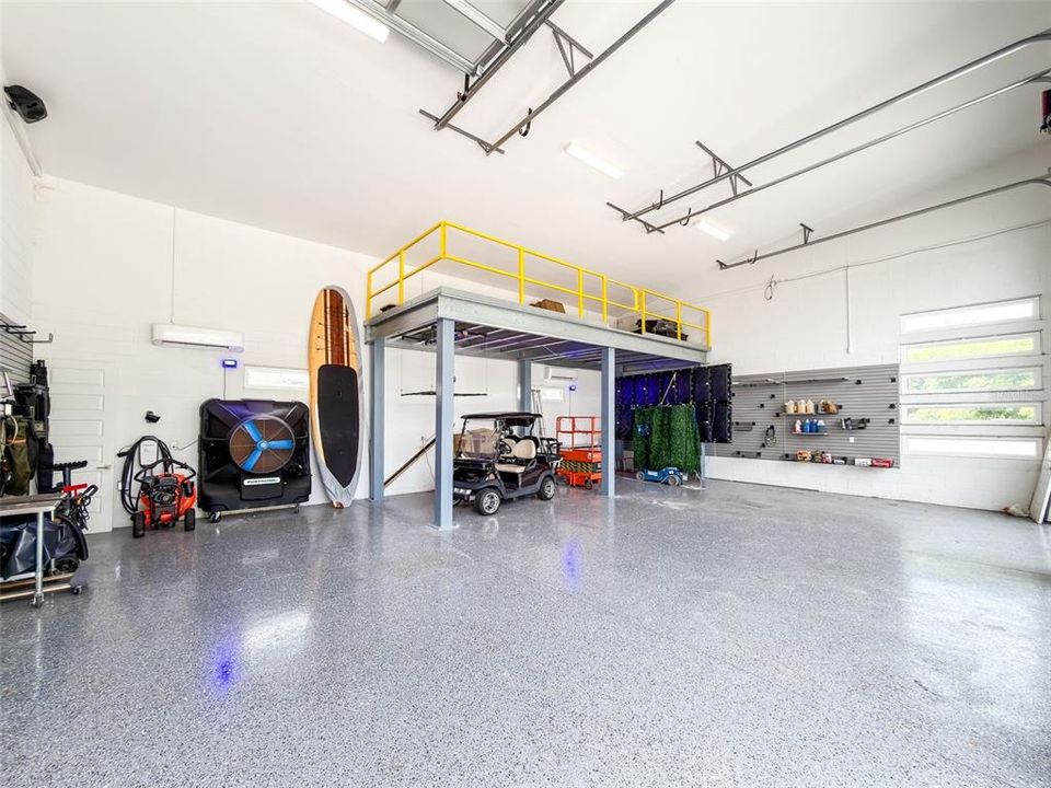 For Sale: $5,750,000 (5 beds, 4 baths, 6699 Square Feet)