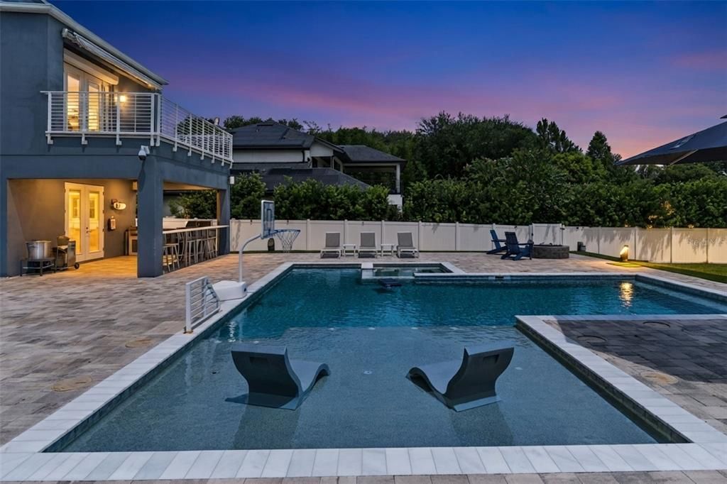 For Sale: $5,750,000 (5 beds, 4 baths, 6699 Square Feet)