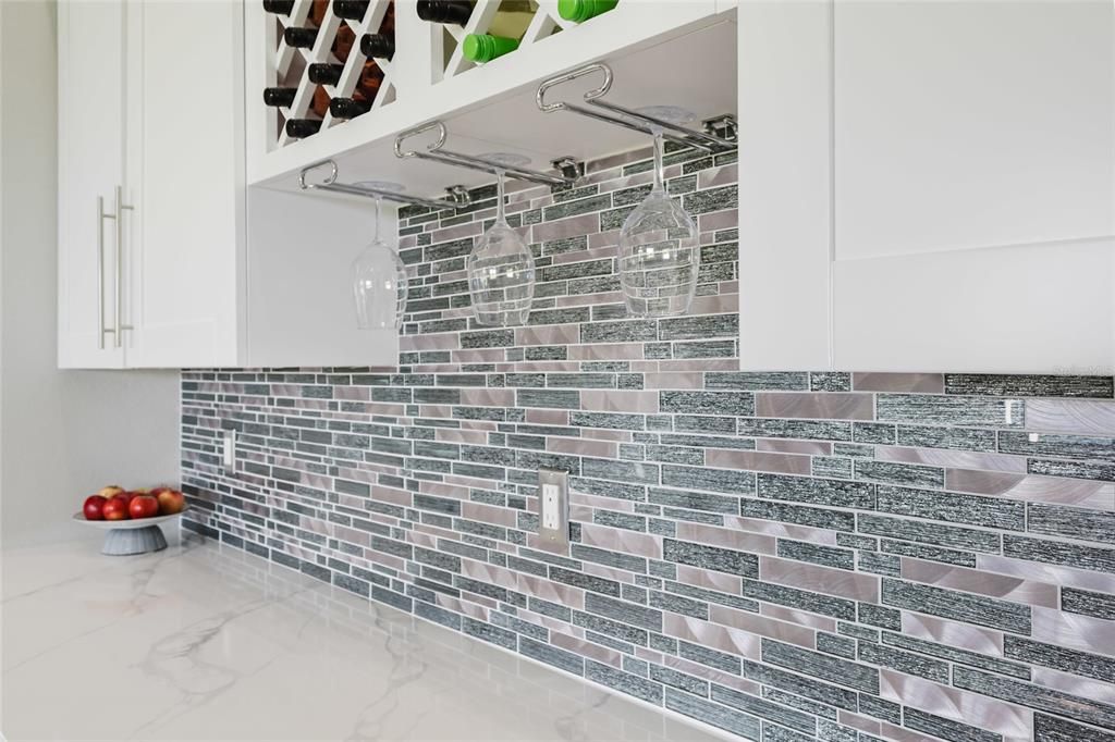 For Sale: $609,000 (3 beds, 3 baths, 1931 Square Feet)