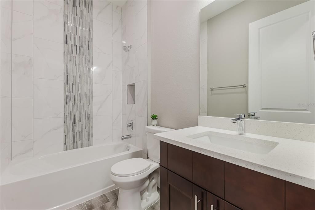 For Sale: $609,000 (3 beds, 3 baths, 1931 Square Feet)