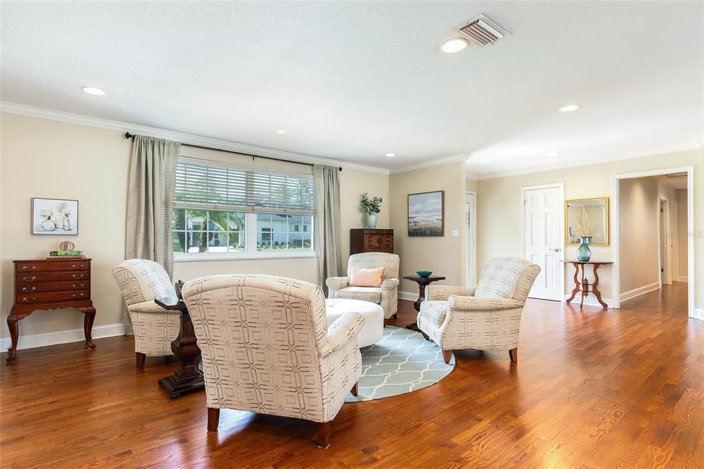For Sale: $1,650,000 (4 beds, 3 baths, 3542 Square Feet)