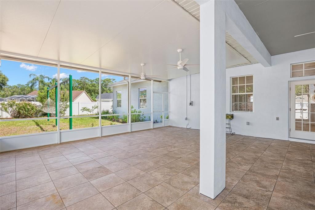 En Venta: $650,000 (6 camas, 4 baños, 3175 Pies cuadrados)