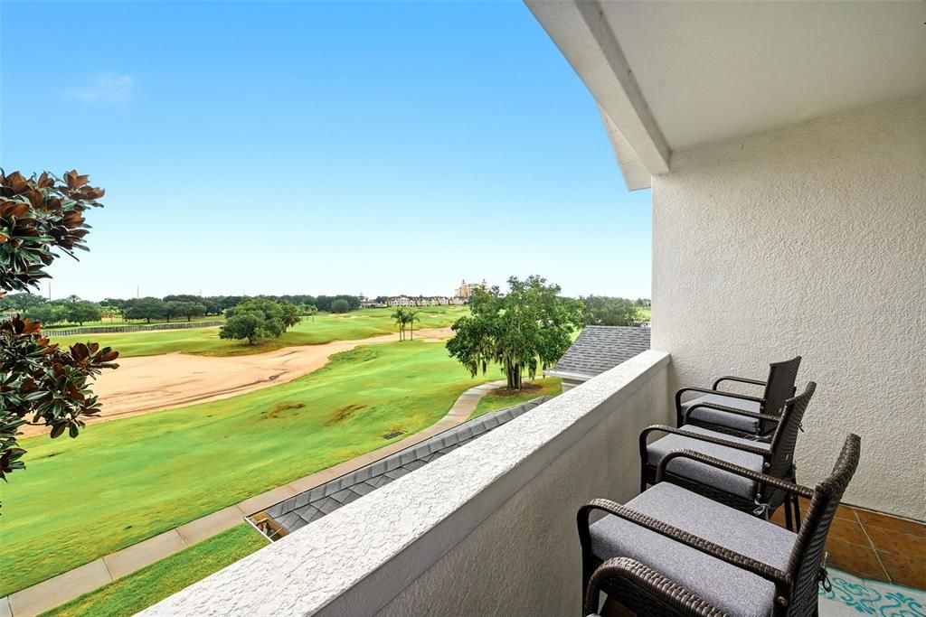 For Sale: $1,045,000 (7 beds, 5 baths, 3490 Square Feet)