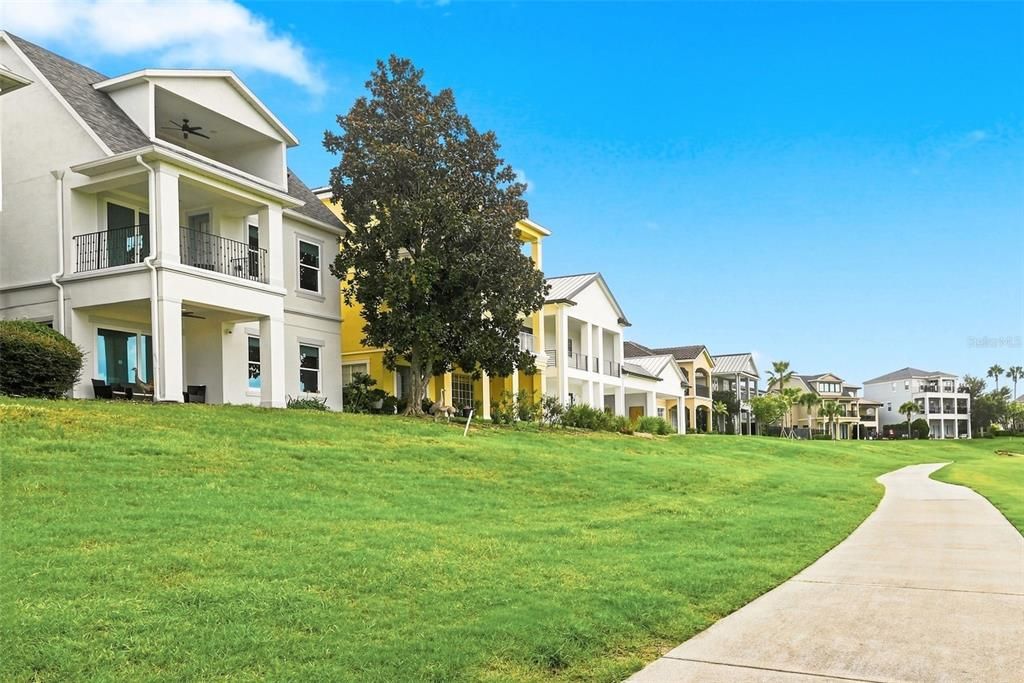 For Sale: $1,045,000 (7 beds, 5 baths, 3490 Square Feet)