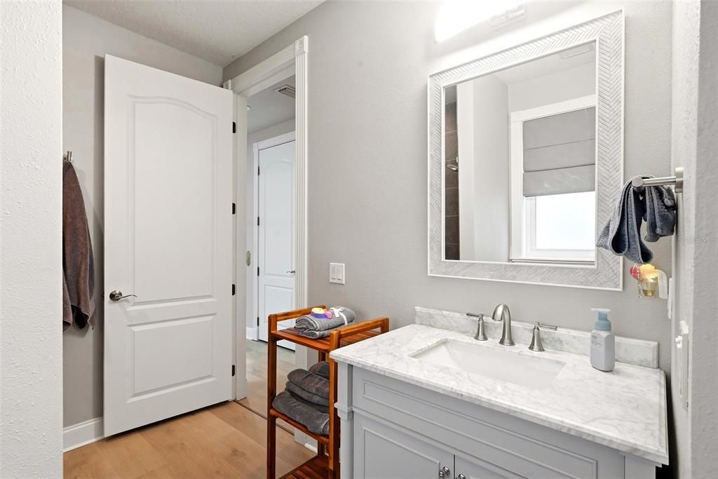 For Sale: $1,045,000 (7 beds, 5 baths, 3490 Square Feet)