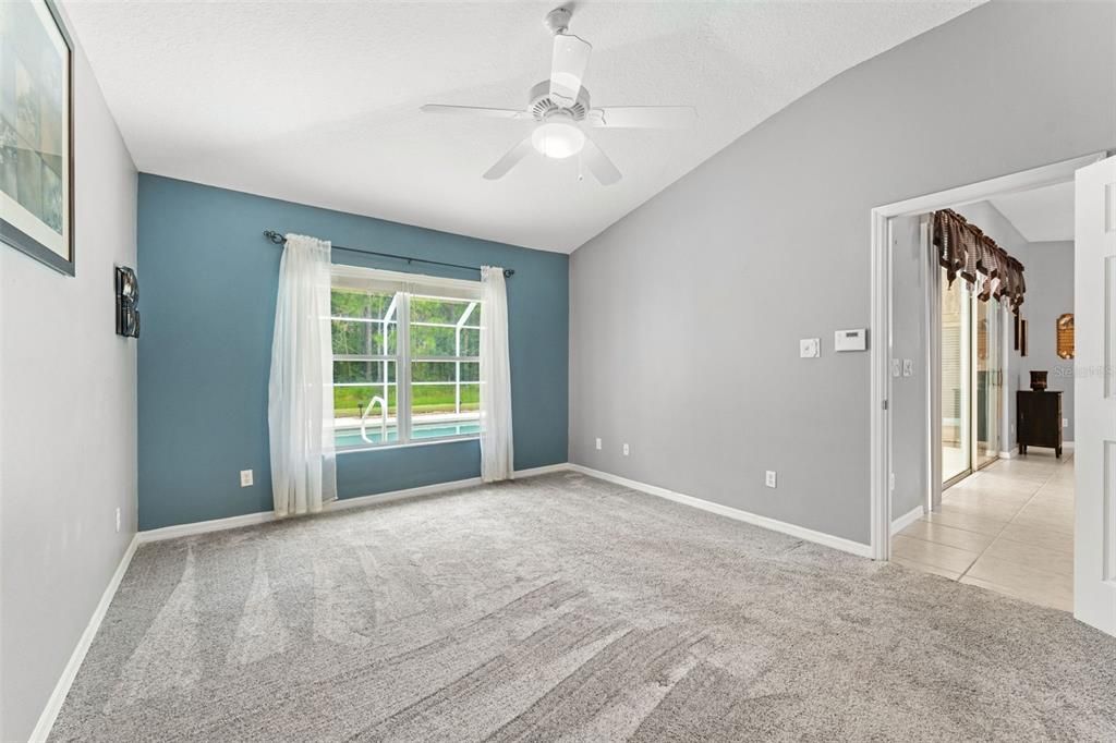 For Sale: $525,000 (4 beds, 2 baths, 1705 Square Feet)