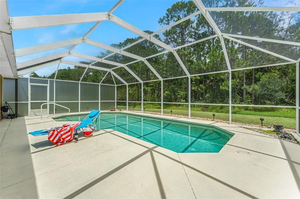 For Sale: $525,000 (4 beds, 2 baths, 1705 Square Feet)