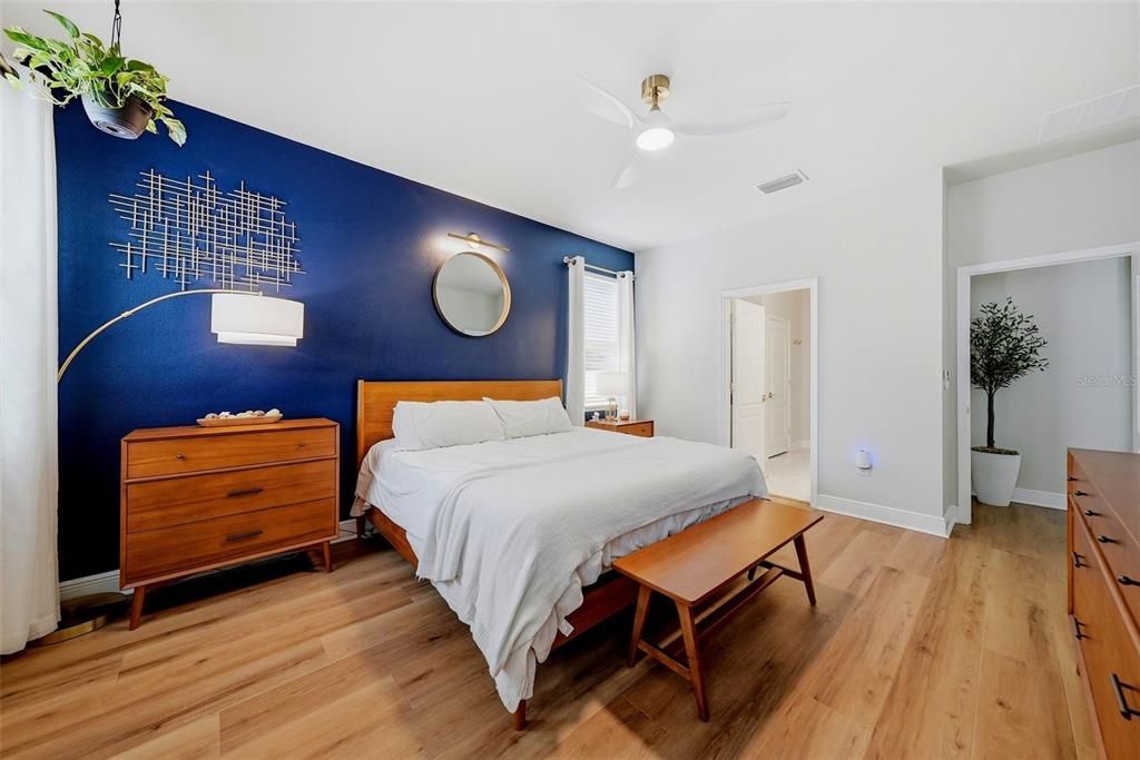 На продажу: $519,999 (4 спален, 3 ванн, 2400 Квадратных фут)