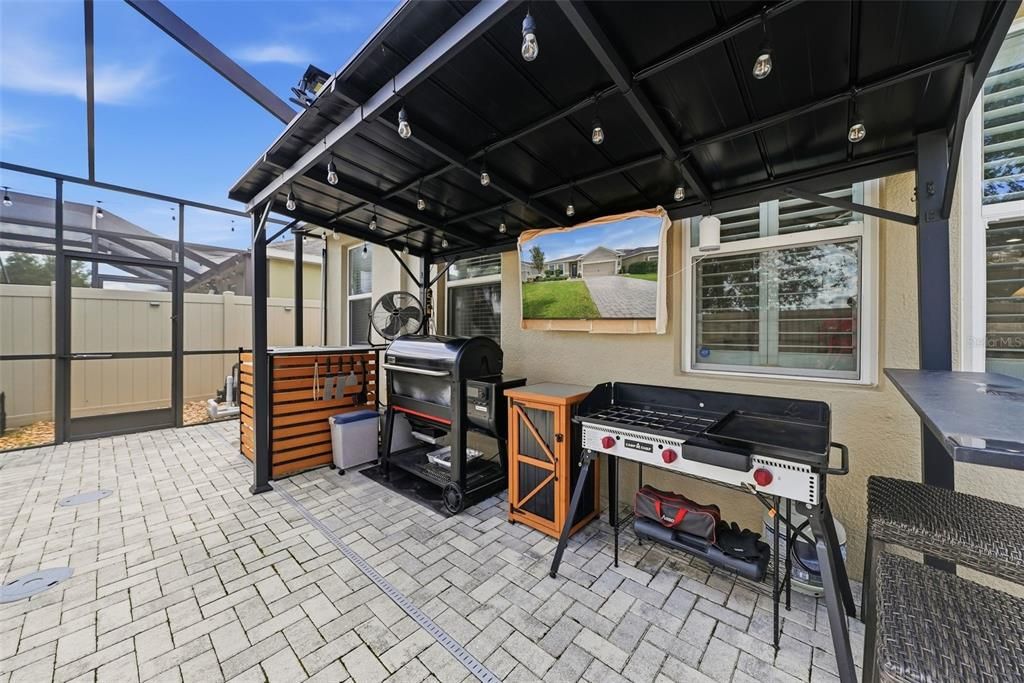 На продажу: $519,999 (4 спален, 3 ванн, 2400 Квадратных фут)