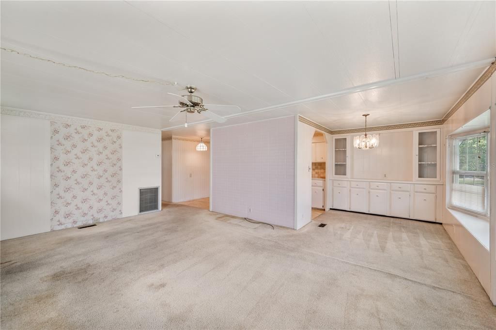 На продажу: $115,000 (2 спален, 2 ванн, 1056 Квадратных фут)