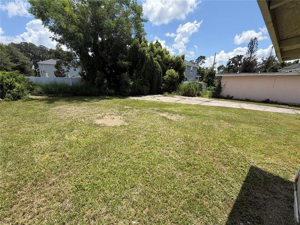 For Rent: $1,495 (2 beds, 1 baths, 800 Square Feet)