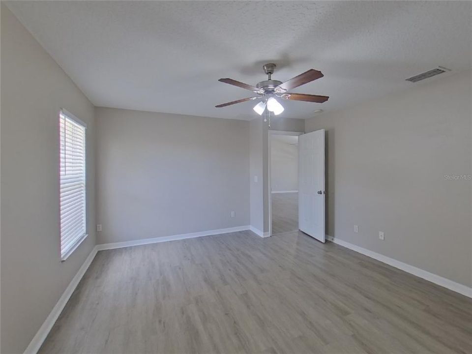 For Rent: $1,929 (3 beds, 2 baths, 1258 Square Feet)