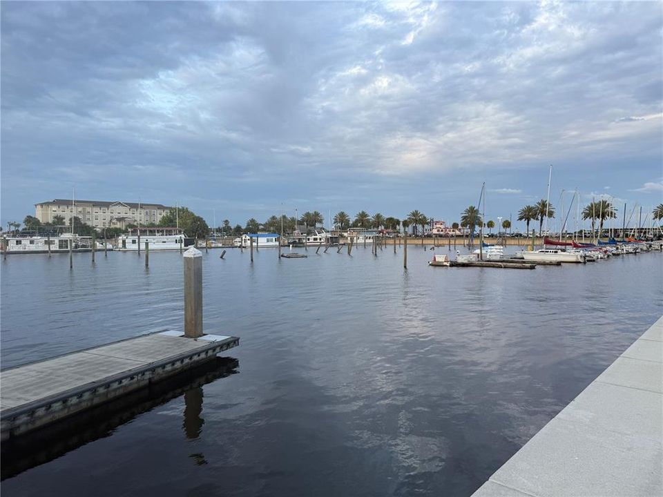 For Rent: $2,900 (2 beds, 2 baths, 1651 Square Feet)
