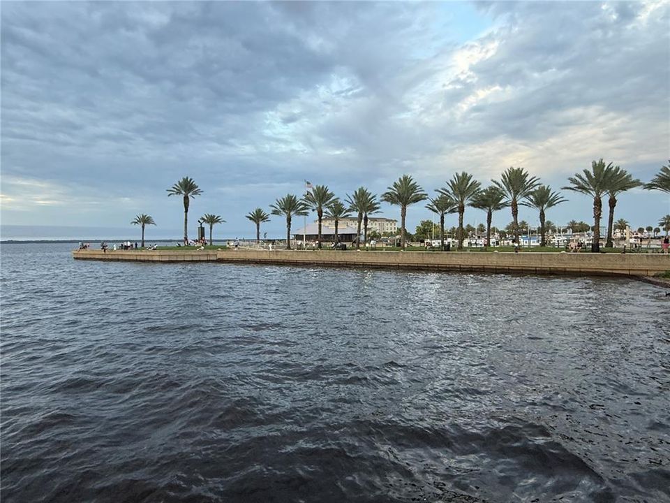 For Rent: $2,900 (2 beds, 2 baths, 1651 Square Feet)