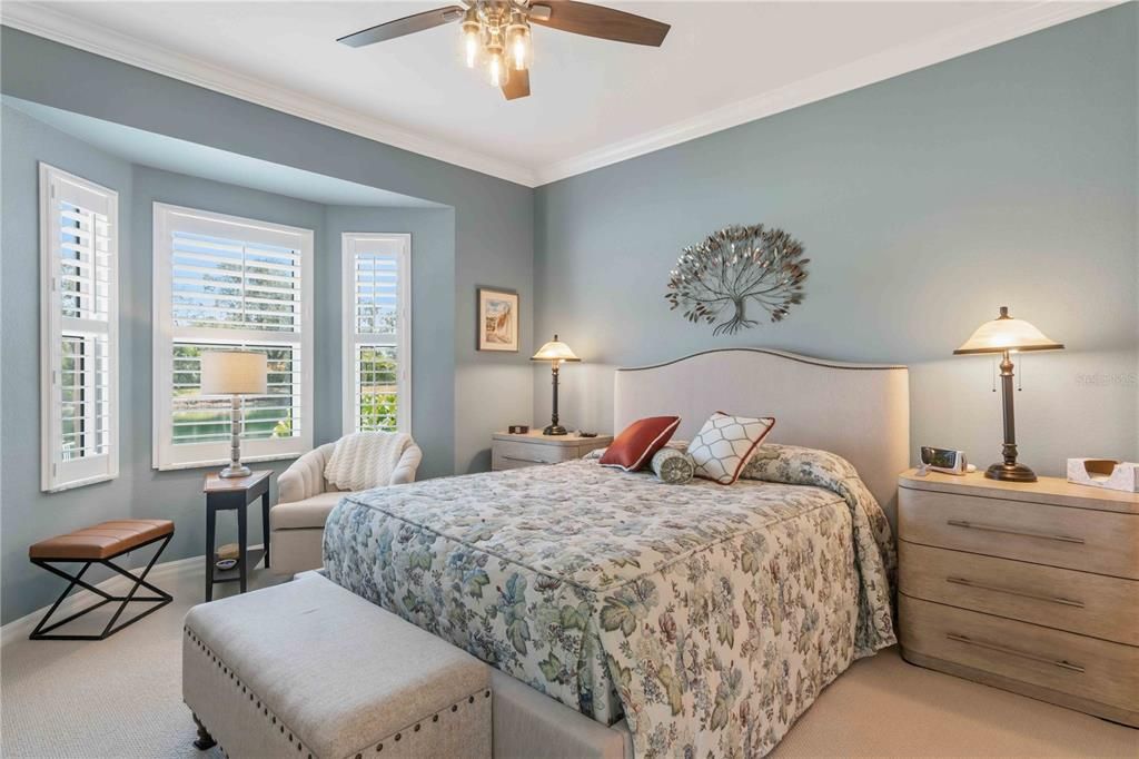 For Sale: $339,900 (2 beds, 2 baths, 1493 Square Feet)