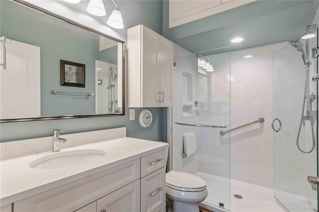 For Sale: $339,900 (2 beds, 2 baths, 1493 Square Feet)