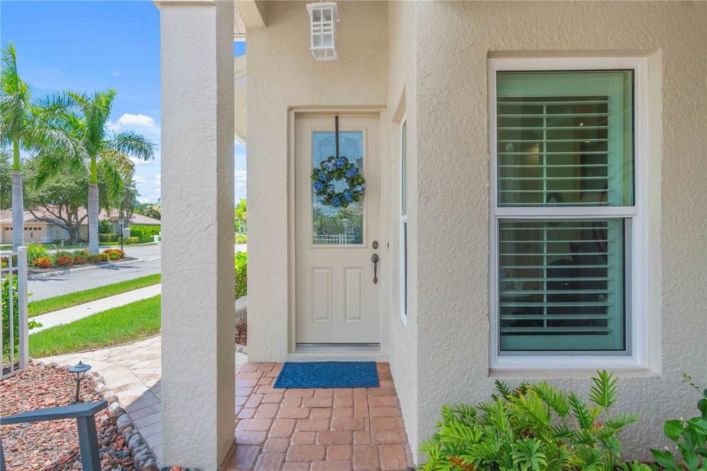 For Sale: $339,900 (2 beds, 2 baths, 1493 Square Feet)