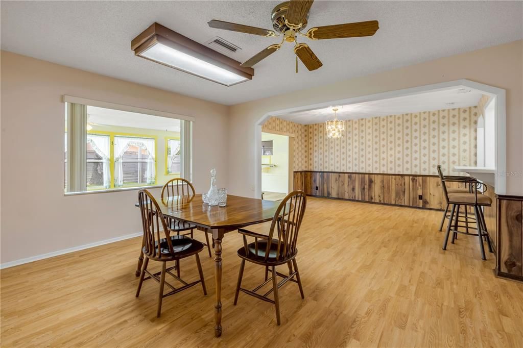 For Sale: $295,000 (4 beds, 2 baths, 2094 Square Feet)