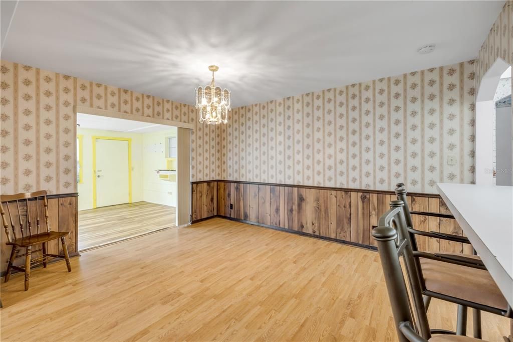 For Sale: $295,000 (4 beds, 2 baths, 2094 Square Feet)